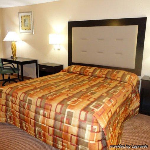 Plantation Inn Hotel And Lounge Room photo