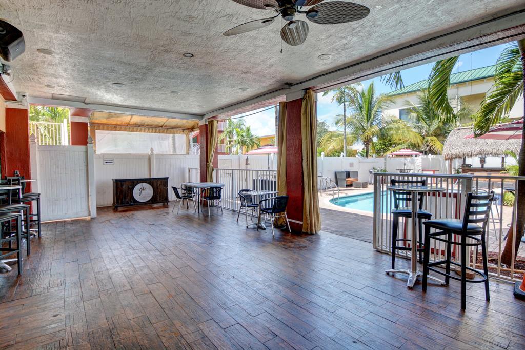 Plantation Inn Hotel And Lounge Exterior photo